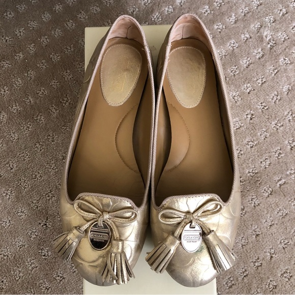 COACH Gold Leather Ballet Flats Size 6 - Picture 2 of 11